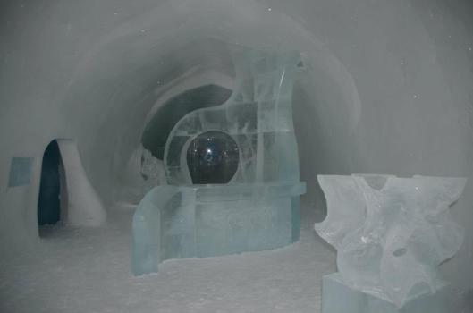 68595_10152420223055038_660274532_n